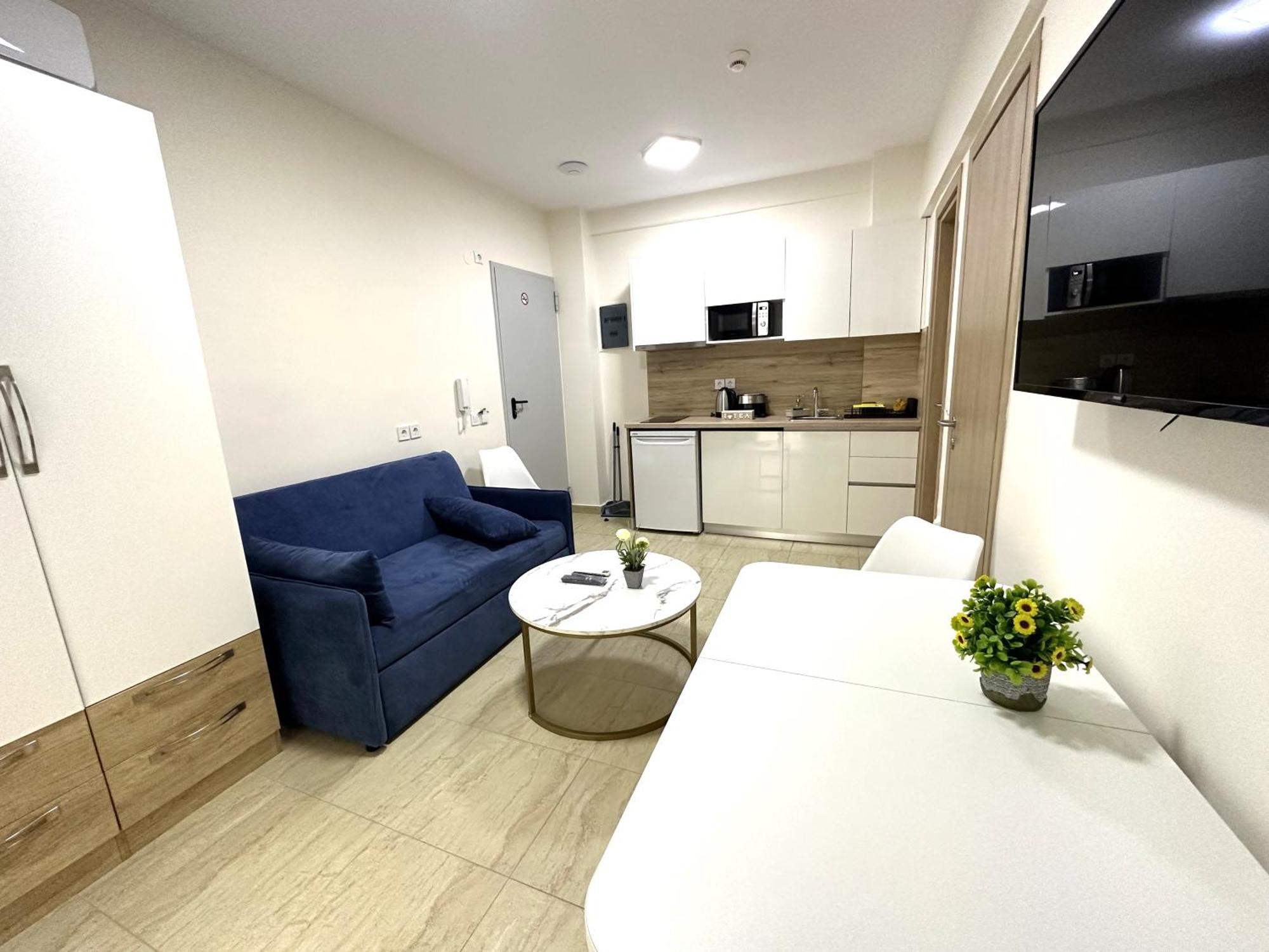 Navarino Luxe Suites Peraía Dış mekan fotoğraf